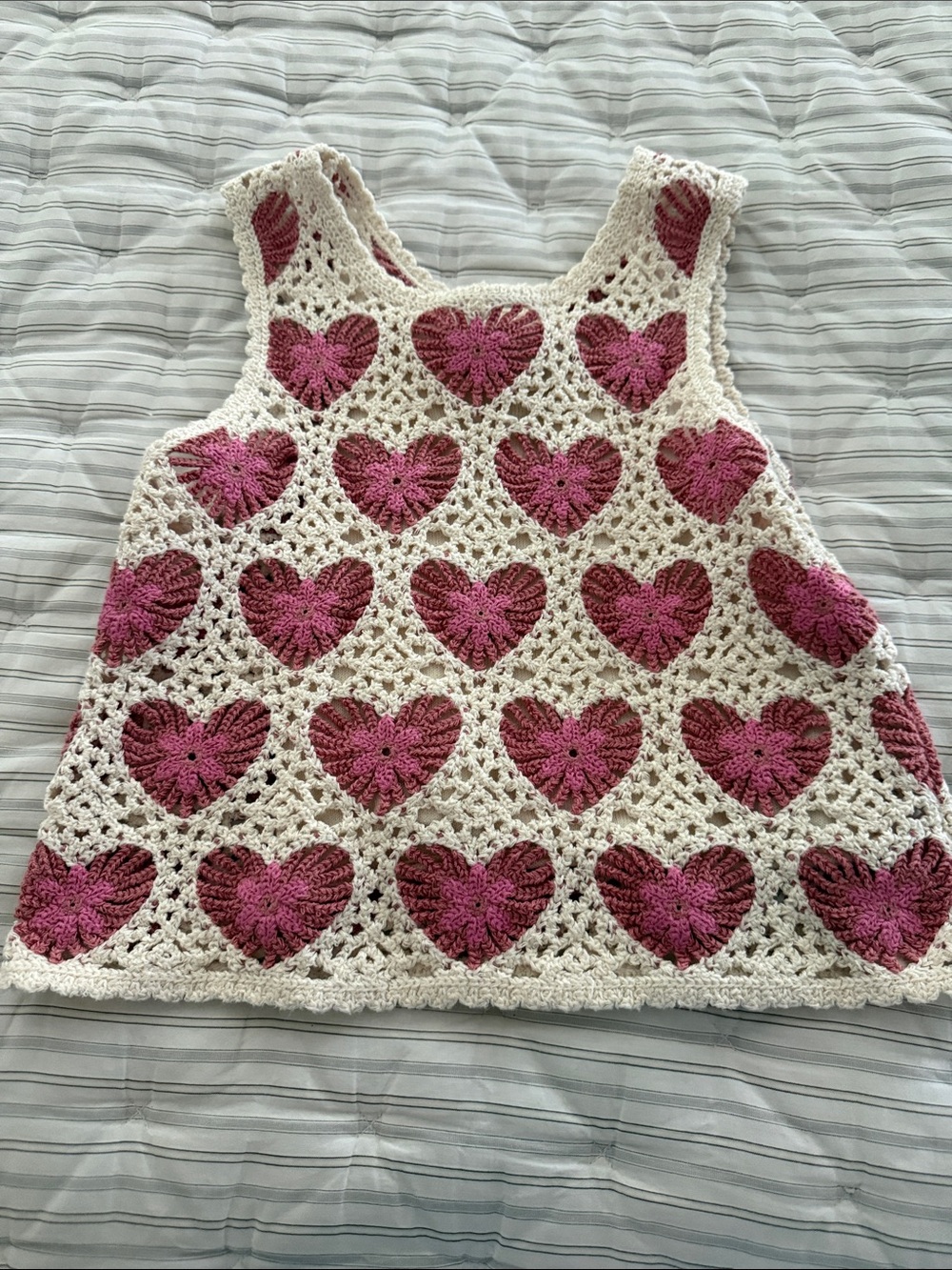 Zara Cream Crochet Tank Top with Pink Heart Pattern